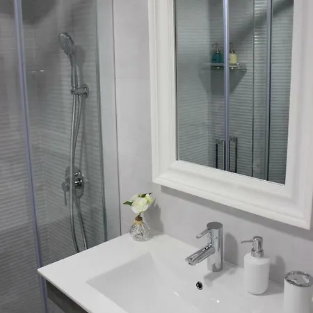 Apartment Atarazana